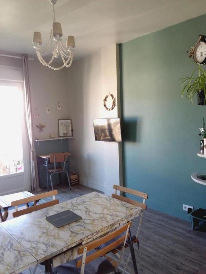 Parenthese Rochelaise Apartment ลาโรแชล ภายนอก รูปภาพ